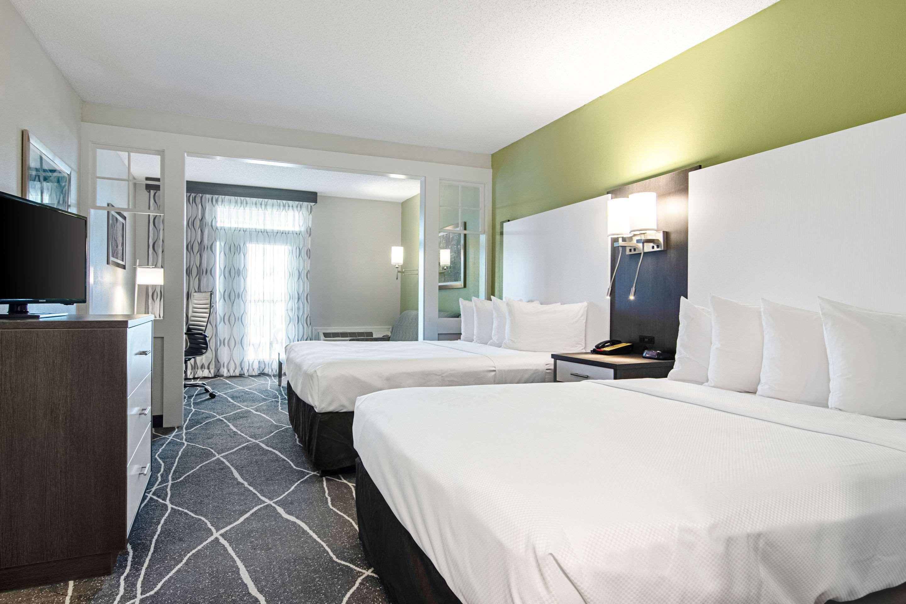 Clarion Inn Willow River Sevierville Exterior foto