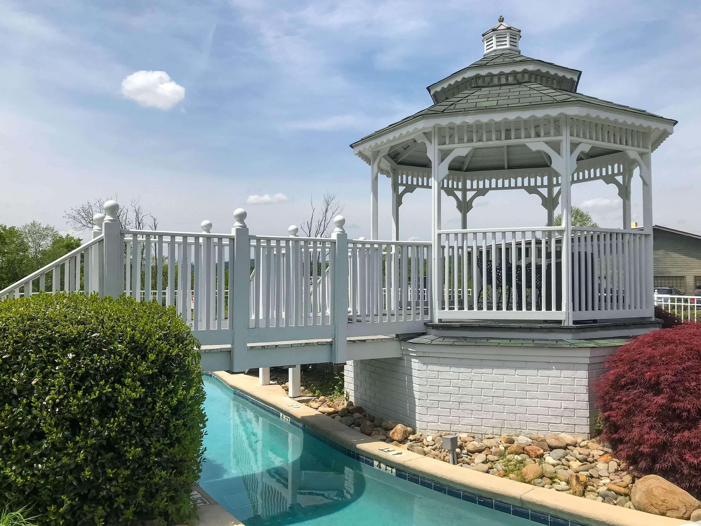 Clarion Inn Willow River Sevierville Exterior foto