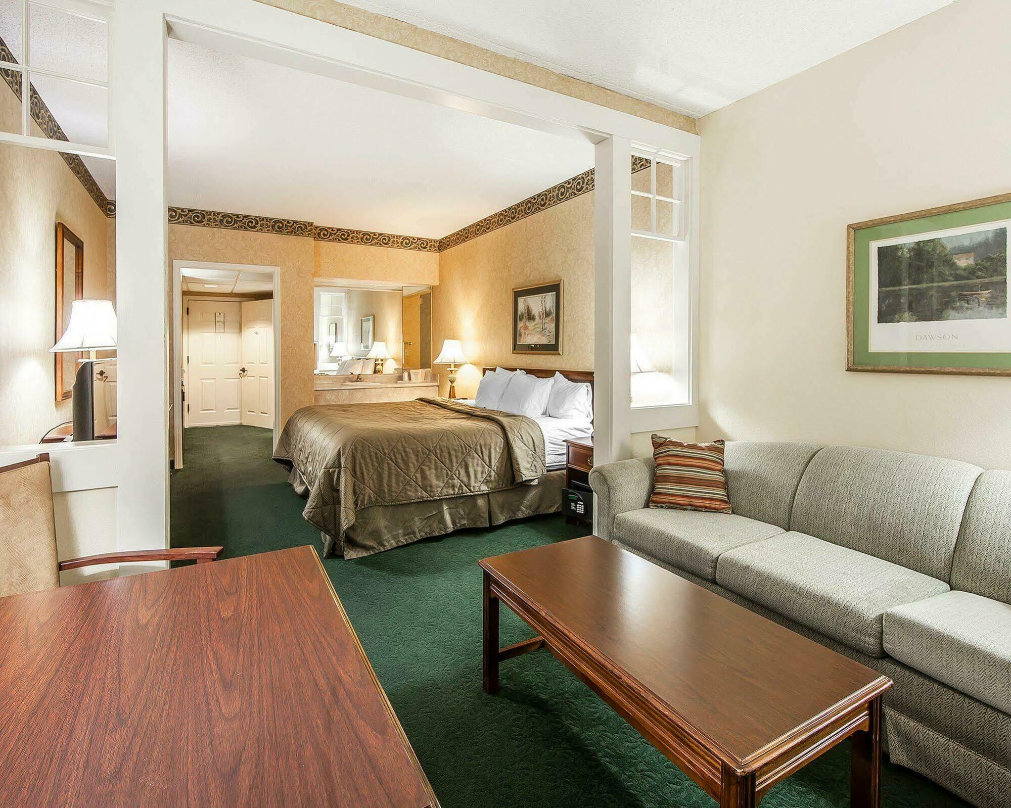 Clarion Inn Willow River Sevierville Exterior foto