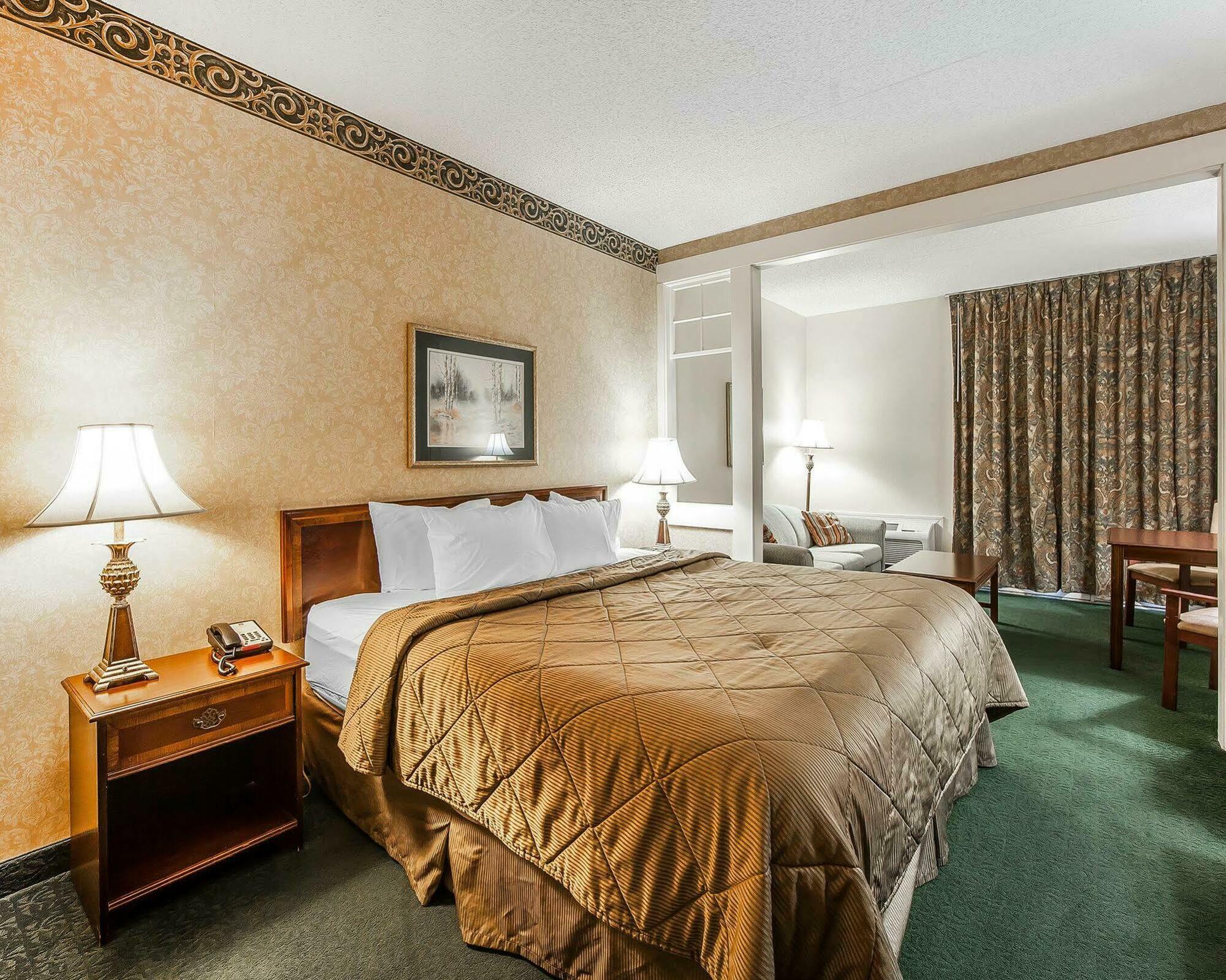 Clarion Inn Willow River Sevierville Exterior foto